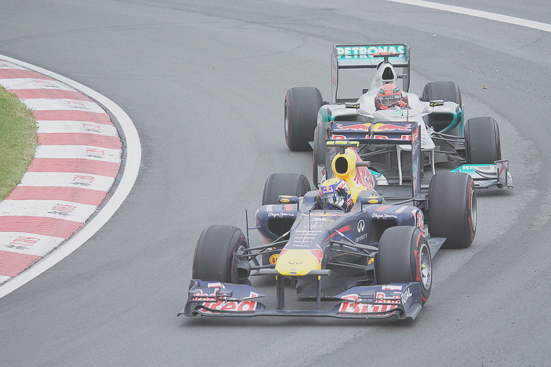 2011 Kanada Grand Prix: Webber und Schumacher
